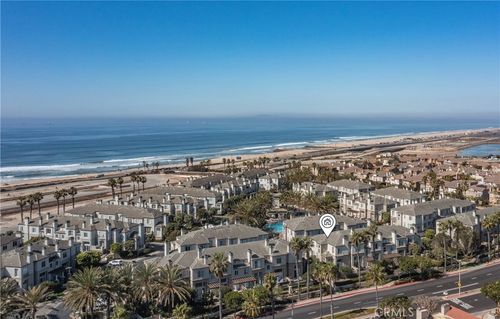19328 Surfwave Dr, Huntington Beach, CA, 92648-7503 | Card Image