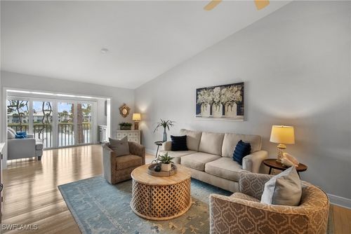 apt-204-845 Gulf Pavilion Dr, NAPLES, FL, 34108-8757 | Card Image