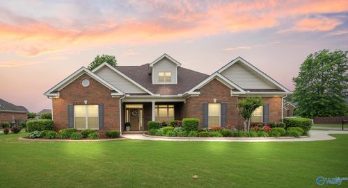 201 Mantle Dr, Madison, AL, 35757-7597 | Card Image