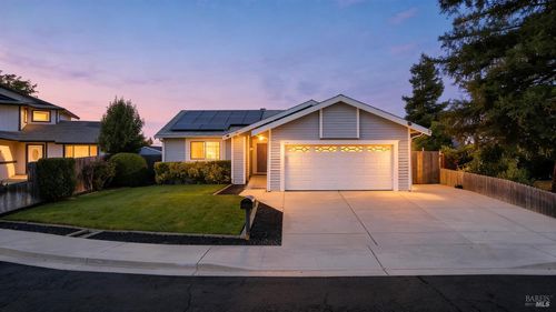 1005 Winters Way, Suisun City, CA, 94585 | Card Image