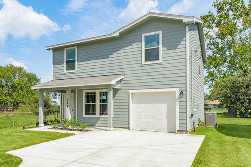 306 N Orange St, Sweeny, TX, 77480 | Card Image