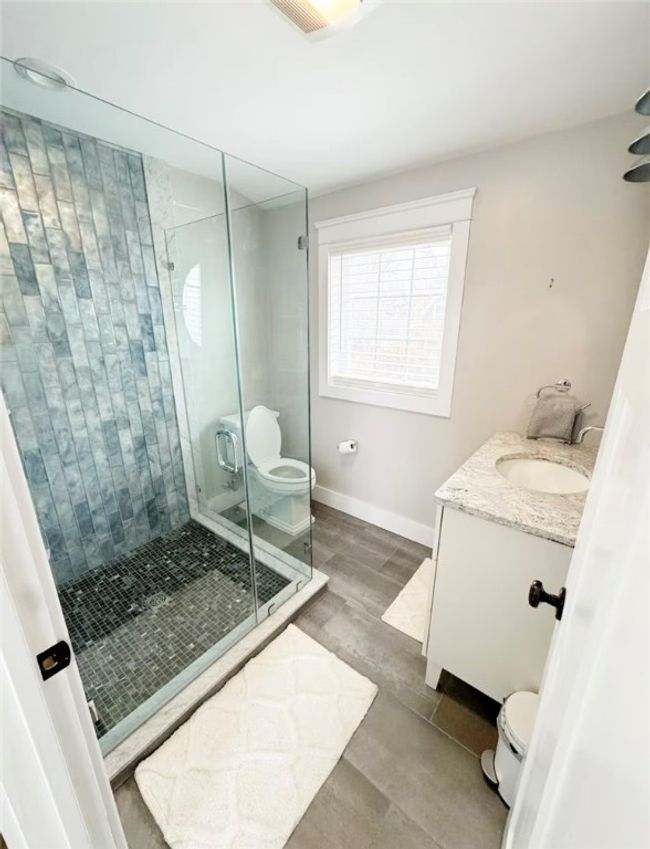 21 - 21 Warren Ave, Home with 1 bedrooms, 2 bathrooms and 1 parking in Middletown RI | Image 10