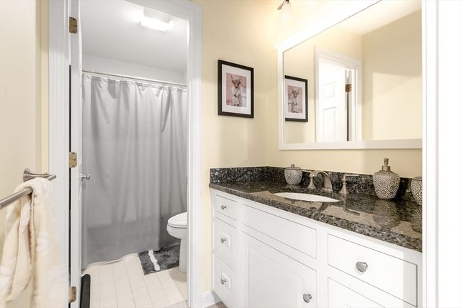 APT-206 - 666 Main St, Condo with 2 bedrooms, 2 bathrooms and 1 parking in Winchester MA | Image 20