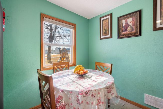 8-web-or-mls-221-e-park-st.jpg | Image 12