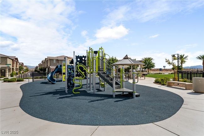 UNIT-3 - 12187 Indigo Falls Rd, Townhouse with 3 bedrooms, 2 bathrooms and null parking in Las Vegas NV | Image 32