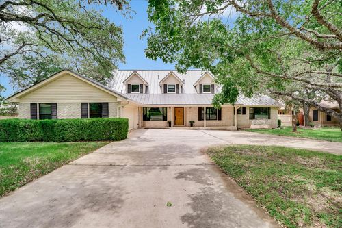 56 Woodcreek Dr, Wimberley, TX, 78676-3340 | Card Image