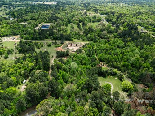 2687 W Camp Switch Rd, Longview, TX, 75604-9199 | Card Image