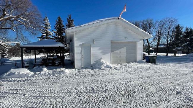127 Ross Rd, House other with 3 bedrooms, 2 bathrooms and 4 parking in Smooth Rock Falls ON | Image 20