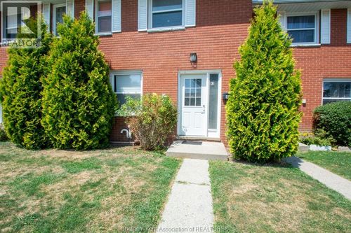 43 Orchard Pl, Chatham, ON, N7M1A7 | Card Image