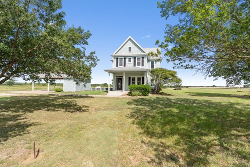 768 Upper Elgin River Rd, Elgin, TX, 78621-5523 | Card Image