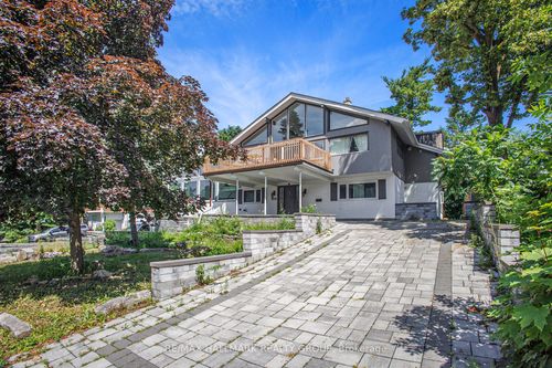 1053 Chelsea Dr, Ottawa, ON, K1K0M7 | Card Image