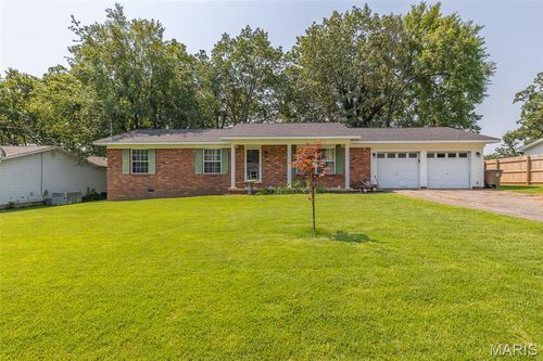 2626 Valley Crst, Poplar Bluff, MO, 63901-2331 | Card Image