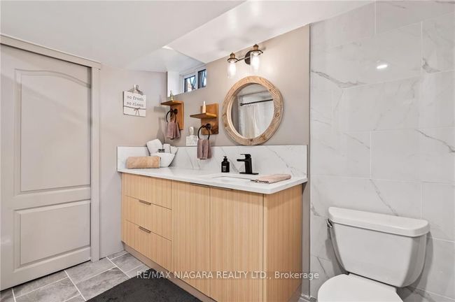 7067 Dirdene St, House other with 3 bedrooms, 2 bathrooms and 2 parking in Niagara Falls ON | Image 20