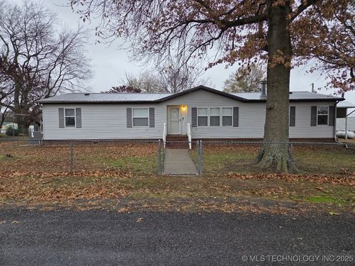 420828 E 1143 Rd, Eufaula, OK, 74432-4411 | Card Image