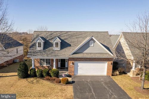 202 Butterscotch Ct, Winchester, VA, 22602-5324 | Card Image