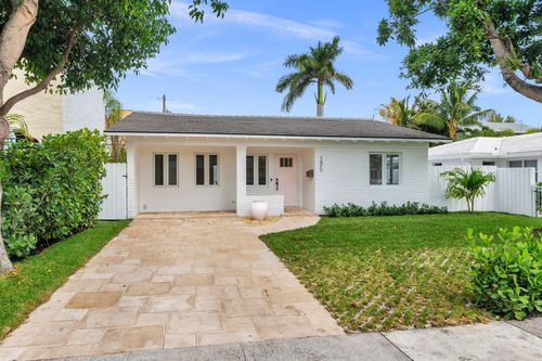 205 Greymon Dr, West Palm Beach, FL, 33405-1919 | Card Image