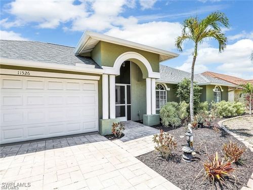 11526 Forest Mere Dr, BONITA SPRINGS, FL, 34135-6174 | Card Image