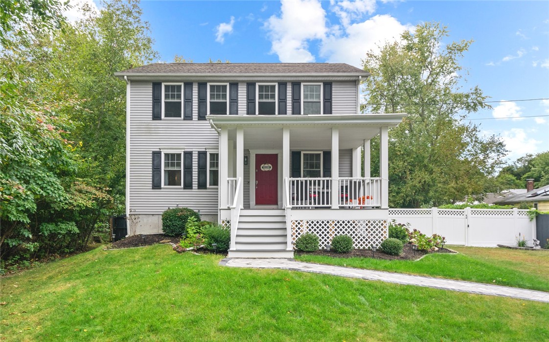 Kingston St, Warwick, RI 02888