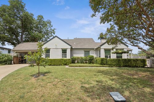 9461 Waterview Rd, Dallas, TX, 75218-2748 | Card Image