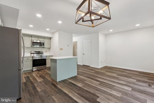 4705 - 4705 Fox Pointe Ct, Townhouse with 2 bedrooms, 3 bathrooms and null parking in GLEN MILLS PA | Image 13