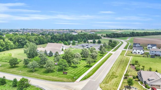 1704 Whisper Meadow Ln, Townhouse with 3 bedrooms, 3 bathrooms and 2 parking in Mahomet IL | Image 93