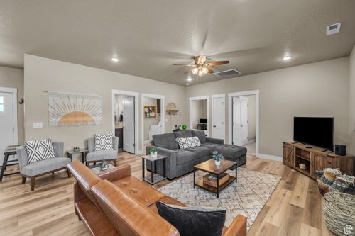 13-1468 S Sage Ct, Kanab, UT, 84741-1234 | Card Image