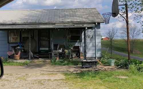 2510 Swart Rd, Albany, OH, 45710-8925 | Card Image