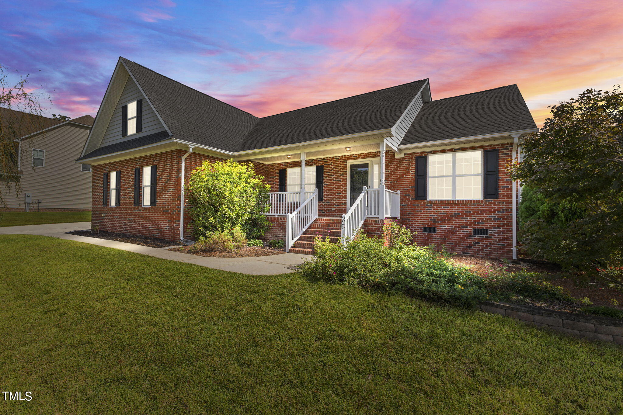 Scuppernong Ln, Lillington, NC 27546