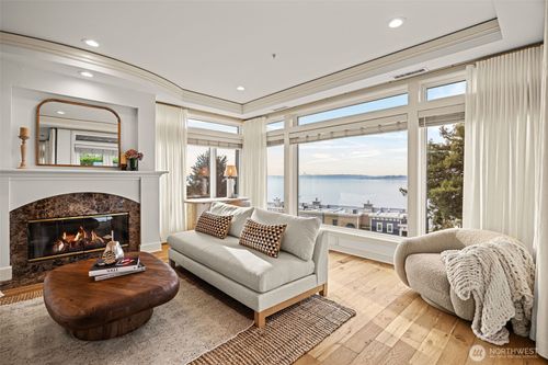 apt-d4-225 2nd St S, Kirkland, WA, 98033-6516 | Card Image