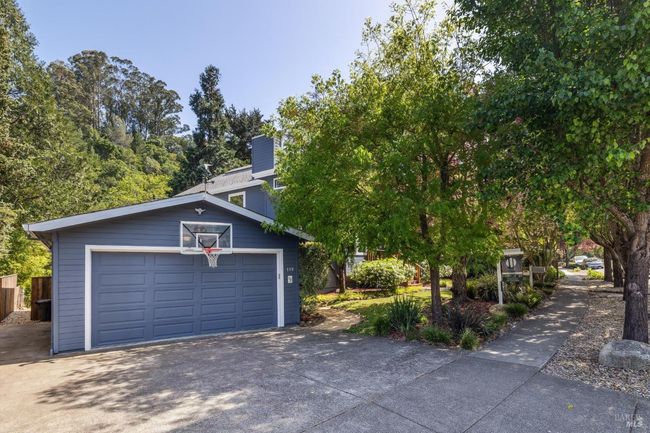 115 Cascade Dr, House other with 3 bedrooms, 3 bathrooms and 4 parking in Fairfax CA | Image 9