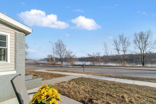 1201 W Conant St, Portage, WI, 53901-1915 | Card Image