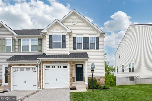 407 Sourwood Rd, EAGLEVILLE, PA, 19403-2914 | Card Image