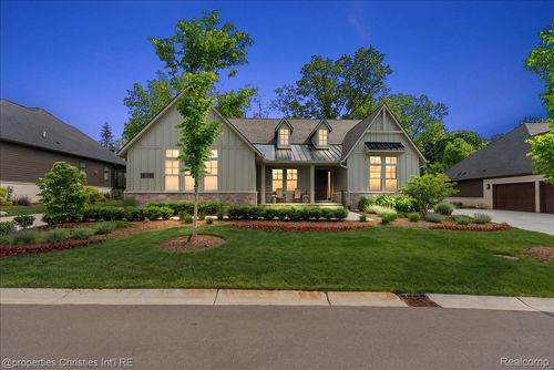 162 Timber Trace Ln, Bloomfield Hills, MI, 48302-1034 | Card Image