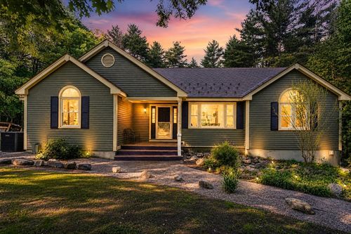 22 Mehaffey Ln, Rowley, MA, 01969-2500 | Card Image
