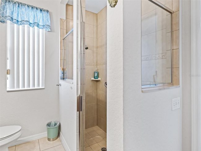 En suite w/Tiled walk in shower | Image 21