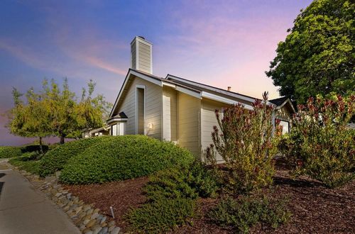 1051 Olympic Ln, Seaside, CA, 93955-6226 | Card Image