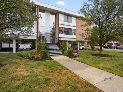 unit-58-32050 Grand River Ave, Farmington, MI, 48336-4163 | Card Image