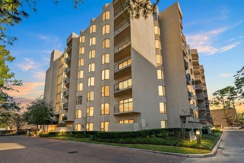 unit-504-661 Bering Dr, Houston, TX, 77057-2138 | Card Image