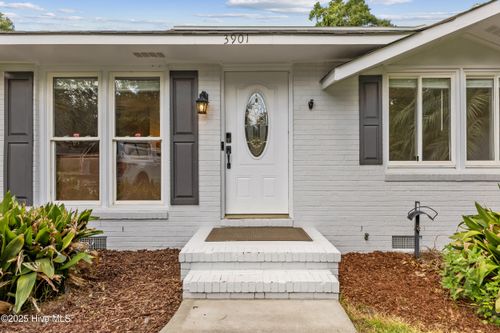 3901 Ashley Cir, Wilmington, NC, 28403-2710 | Card Image