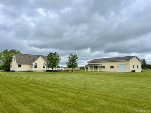 1325 Capac Rd, Berlin, MI, 48002-3013 | Card Image