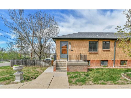 1658 Winona Ct, Denver, CO, 80204-1145 | Card Image