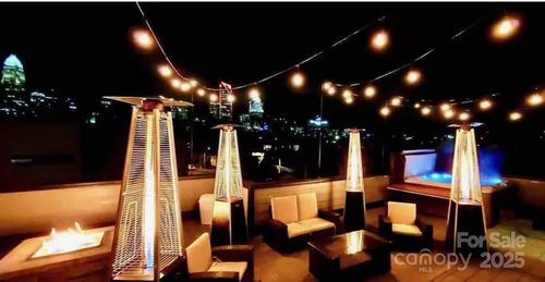 a-924 Westbrook Dr, Charlotte, NC, 28202-1046 | Card Image