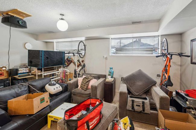 509 and 511 13 Avenue Ne, Home with 5 bedrooms, 2 bathrooms and 3 parking in Calgary AB | Image 42