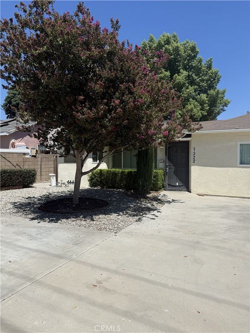 7322 Lindley, Reseda, CA, 91335 | Card Image