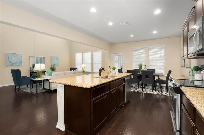 9901 Wading Pool Path, House other with 3 bedrooms, 3 bathrooms and 4 parking in Austin TX | Image 5
