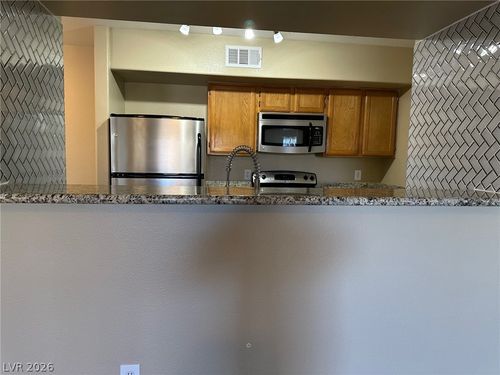 2078-7255 W Sunset Rd, Las Vegas, NV, 89113-1902 | Card Image