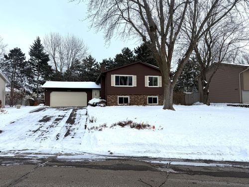 3532 Rolling View Dr, White Bear Lake, MN, 55110-5649 | Card Image