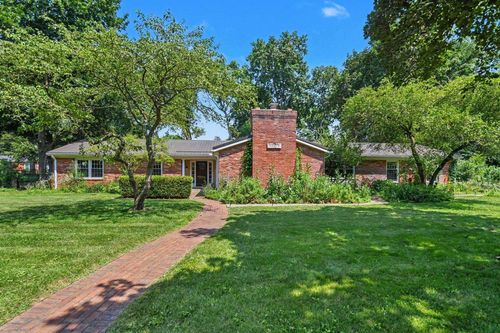 52770 Brooktrails Dr, South Bend, IN, 46637-3000 | Card Image