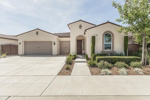 3160 Salem Ave, Clovis, CA, 93619-8277 | Card Image