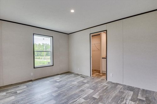 136 Carline St, Gloverville, SC, 29828-2113 | Card Image